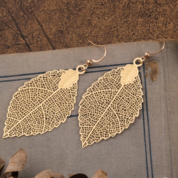 3 Pair Set Filigree Leaf Waterdrop Dangle Earring - Picture 4 of 16